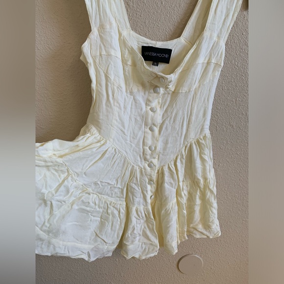 Vanessa Mooney Elizabeth Romper in Cream 🌴 - Picture 11 of 16